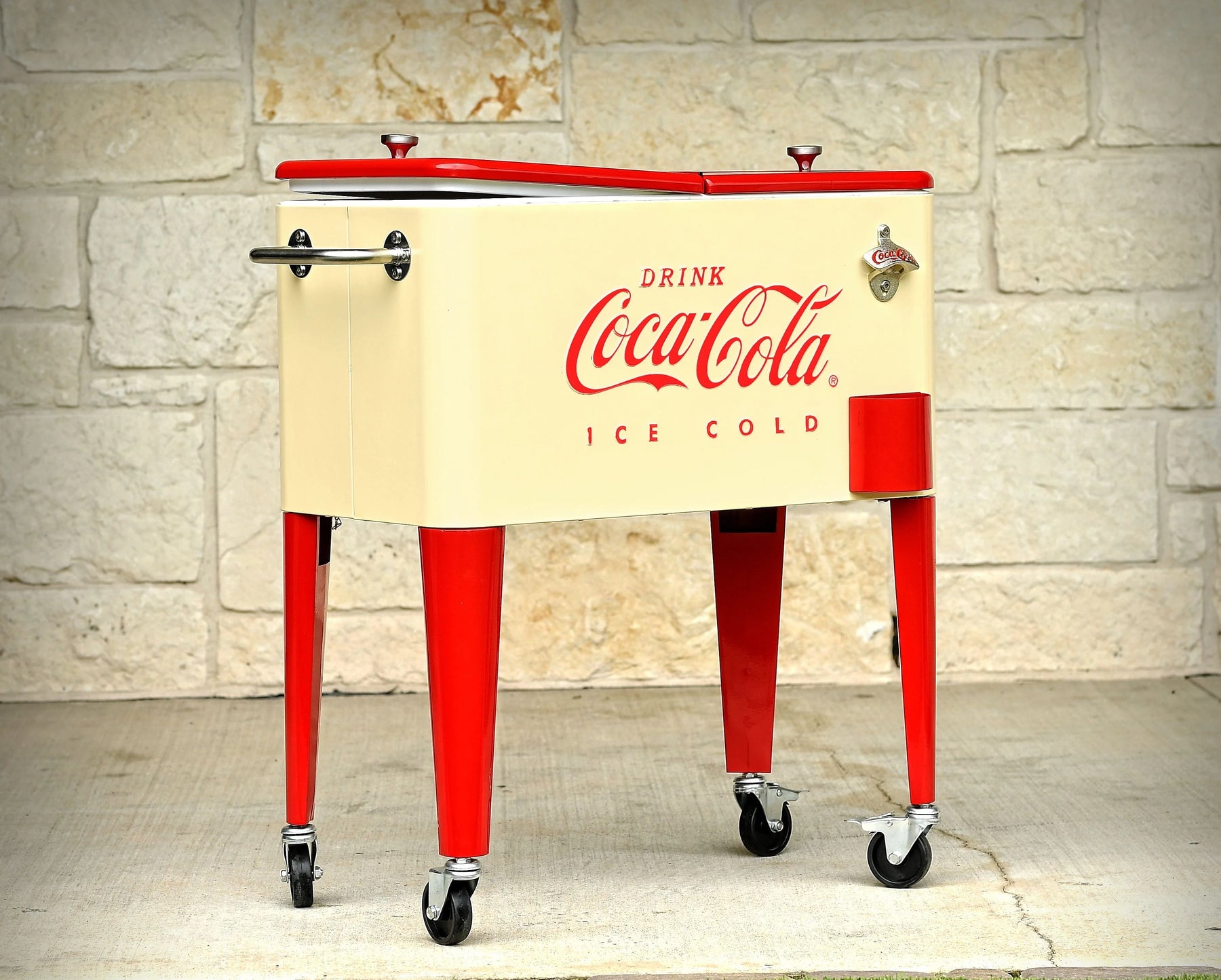 Leigh Country Licensed Coca - Cola Series CP 98111 Metal 60 Qt Outdoor Patio Cooler - Product image 4